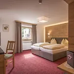 Sonnenhof Centrum 4*