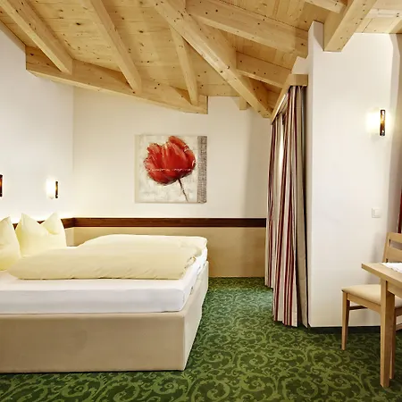 Sonnenhof Centrum ホテル 4*