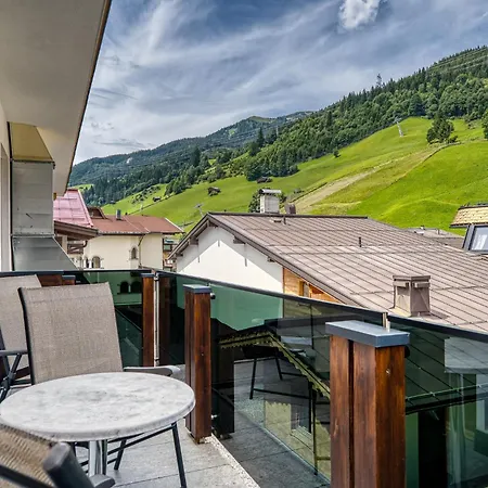 Sonnenhof Centrum 4*