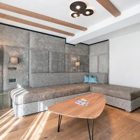 Sonnenhof Centrum 4* 겔로스