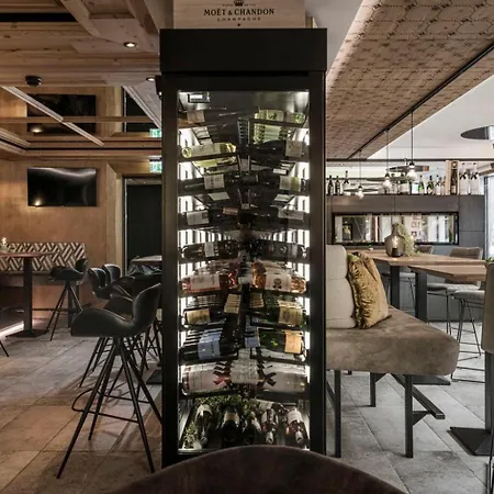 호텔 Sonnenhof Centrum 4*