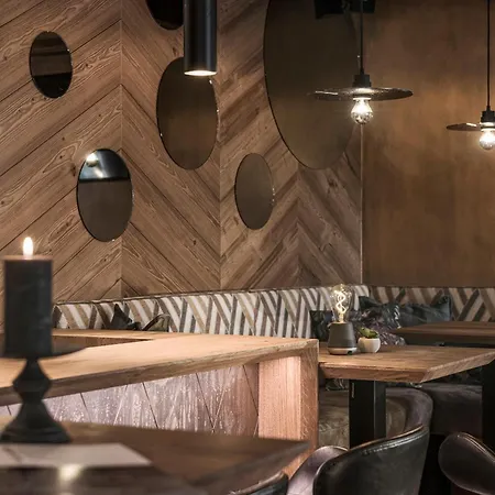 Sonnenhof Centrum 4* 겔로스