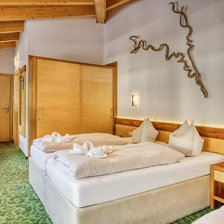 Sonnenhof Centrum 호텔 겔로스