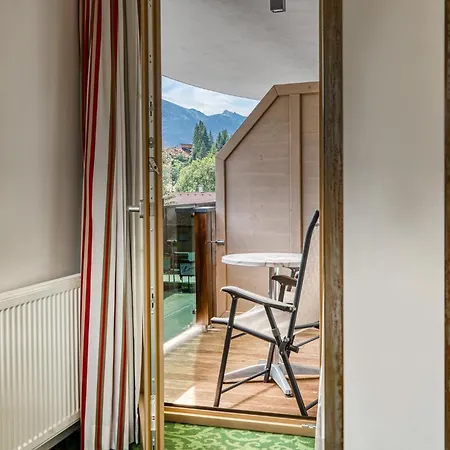 Sonnenhof Centrum 4*